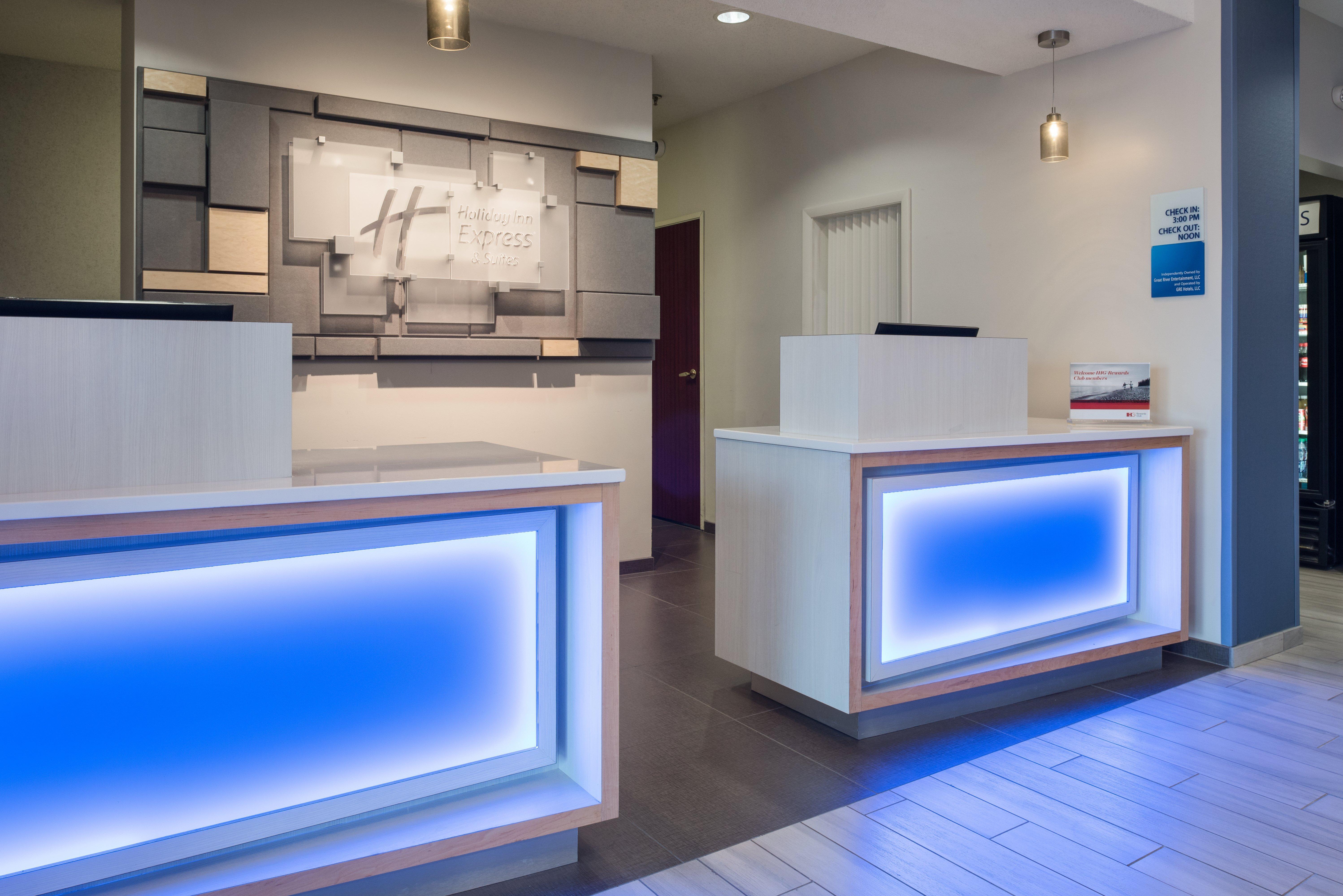 Holiday Inn Express Hotel & Suites Burlington By Ihg Exteriér fotografie