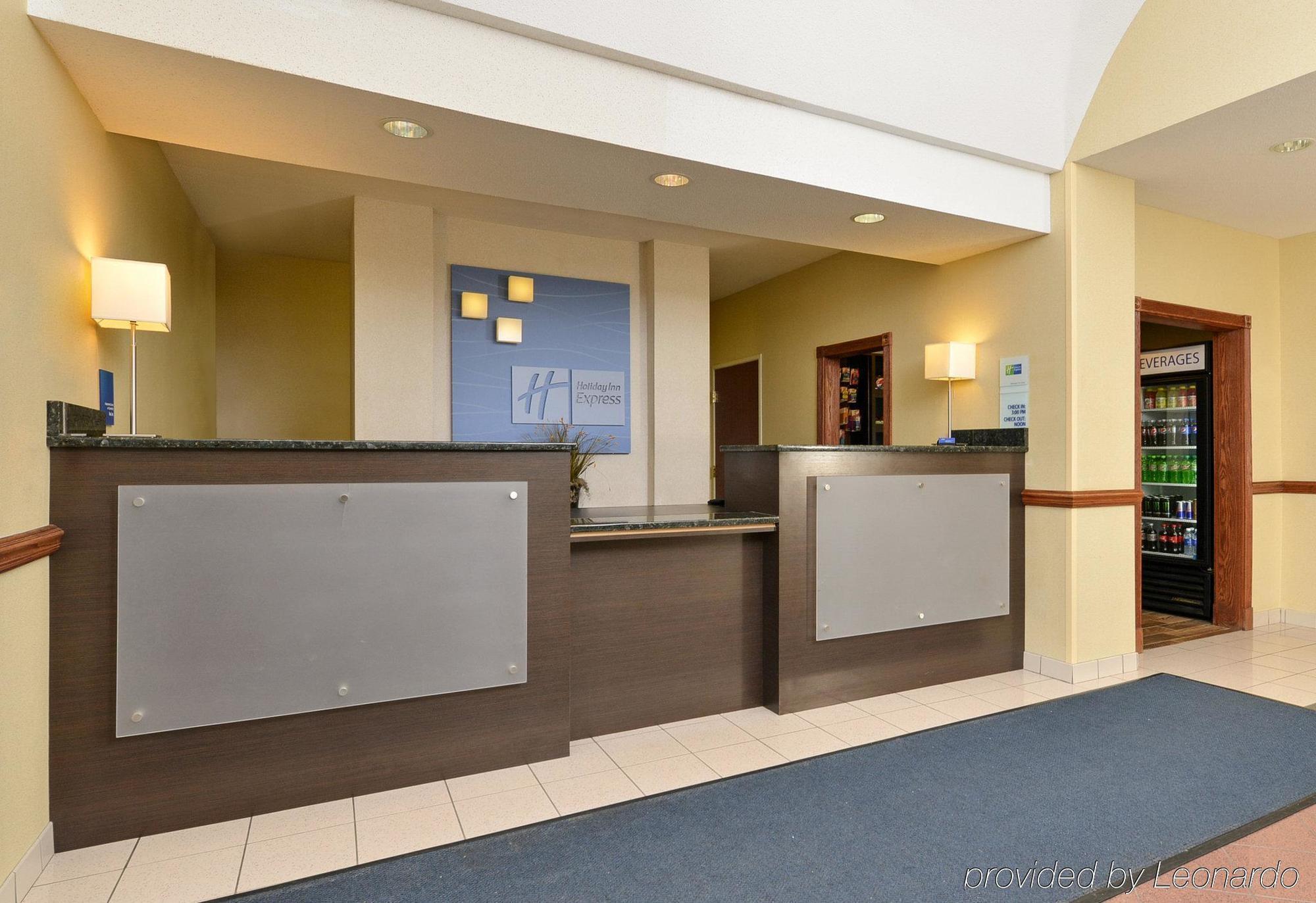 Holiday Inn Express Hotel & Suites Burlington, An Ihg Hotel Exteriér fotografie